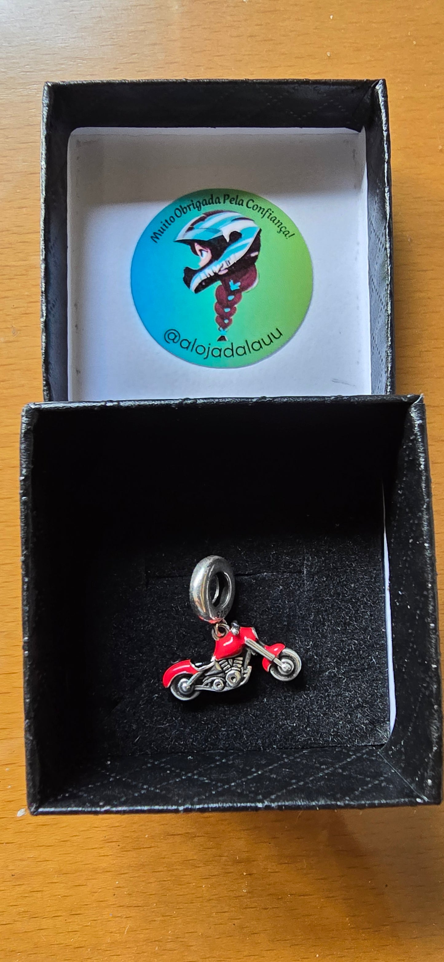 Pingentes/contas